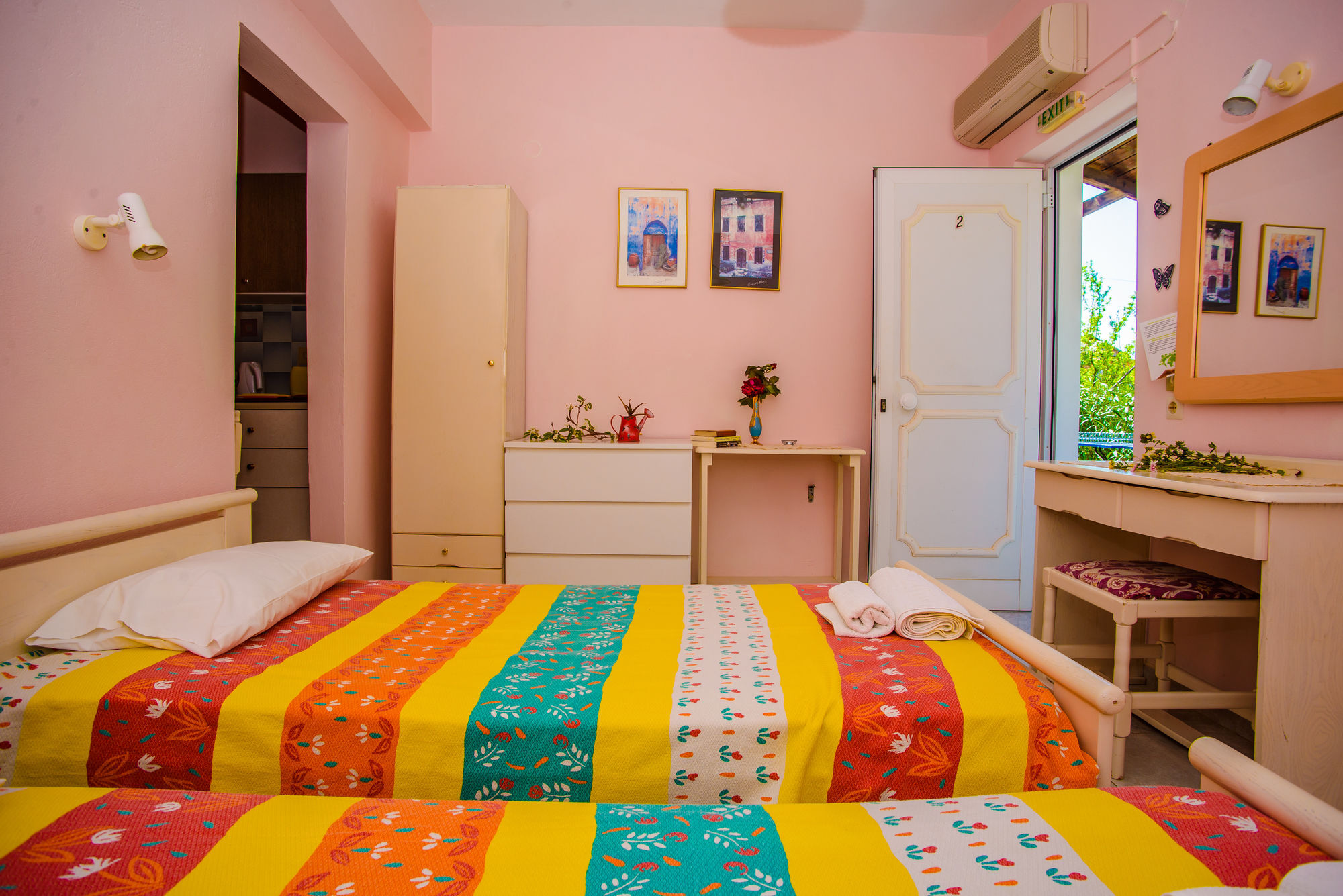 Aloni Studios And Apartments Lassi  Exterior photo